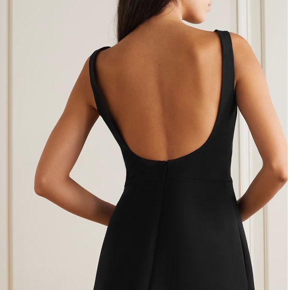 🖤SOLD🖤 Valentino Garavani Crepe Couture Fit & Flare Dress NERO, Size 6 US - Picture 2 of 16